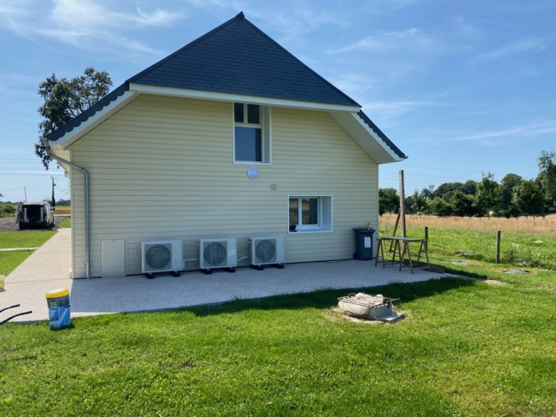Chauffagiste RGE Qualipac pour 3 pompes à chaleur air eau Viessmann avec planchers chauffants et eau chaude sanitaire sur Saint Romain de Colbosc 76